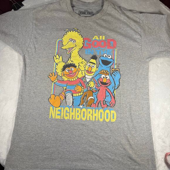Sesame Street “all good in the Neighborhood”graphic tee - Picture 1 of 3